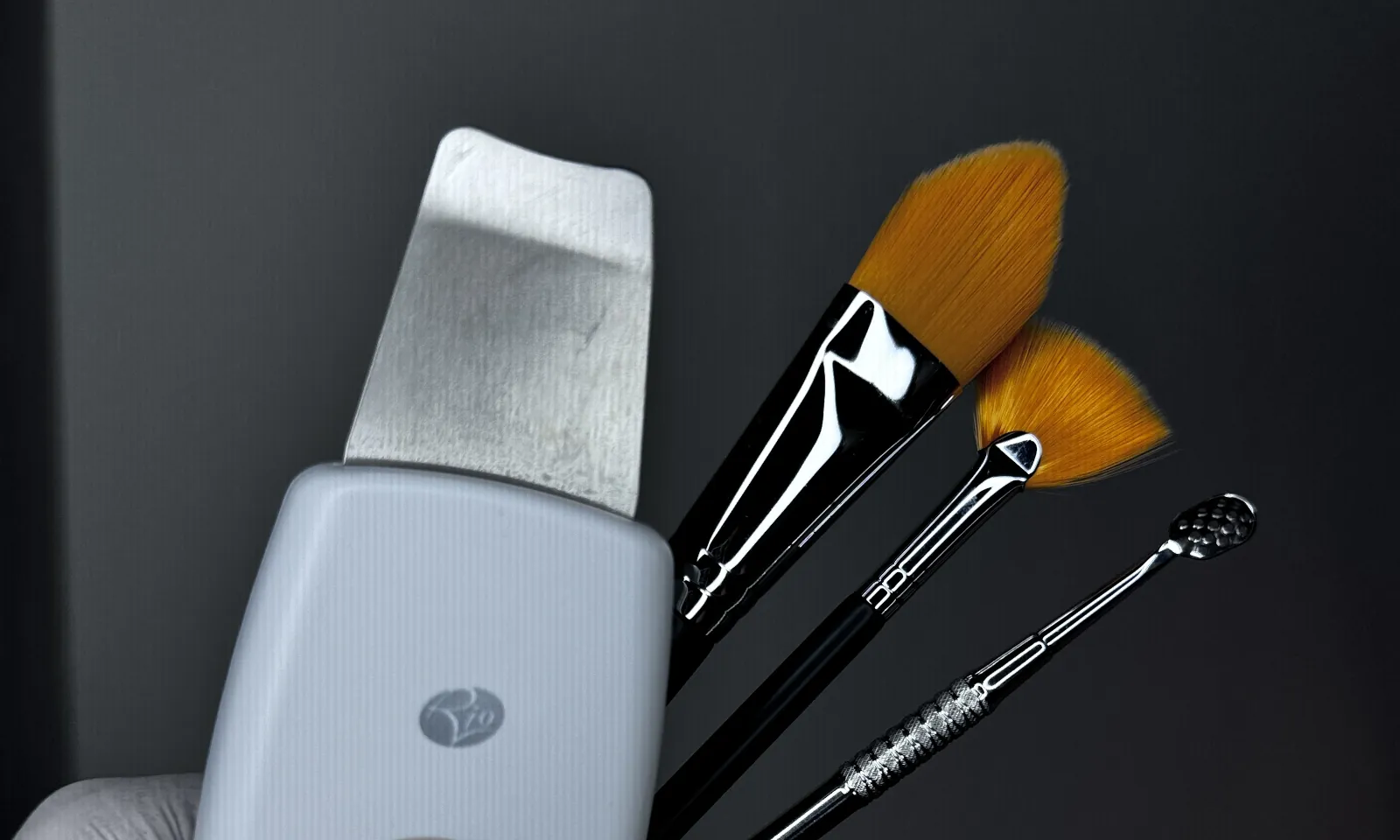 Чому регулярне очищення обличчя таке важливе?